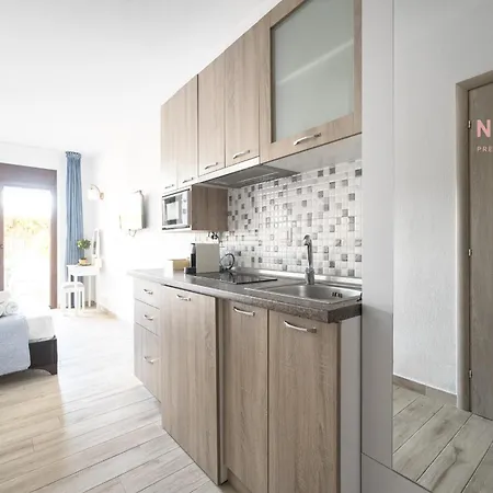 Azur Residences, Nilie Hospitality Mgmt