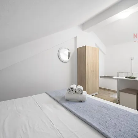 Apartment Azur Residences, Nilie Hospitality Mgmt