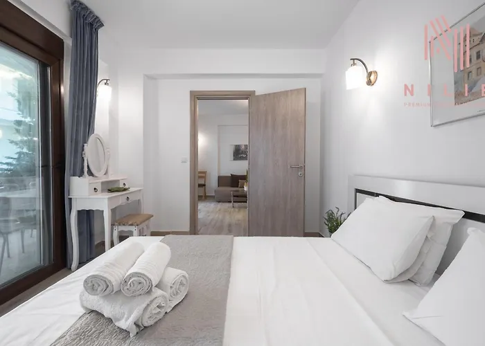 Azur Residences, Nilie Hospitality Mgmt *