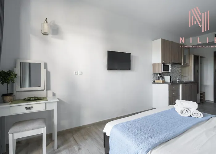 Azur Residences, Nilie Hospitality Mgmt