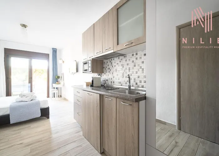 Azur Residences, Nilie Hospitality Mgmt