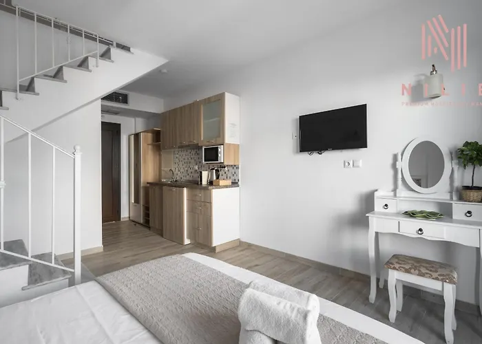 Azur Residences, Nilie Hospitality Mgmt