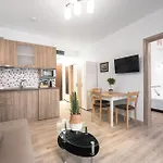 Apartman Azur Residences, Nilie Hospitality Mgmt