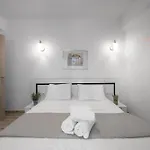 Azur Residences, Nilie Hospitality Mgmt Apartman