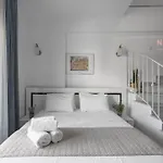 Azur Residences, Nilie Hospitality Mgmt * Nikíti